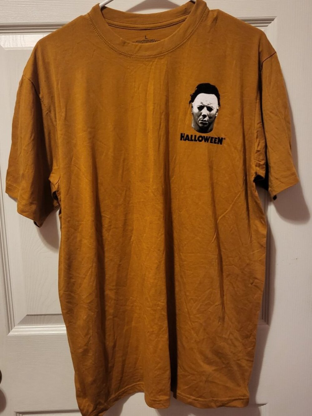 John Carpenters Halloween T-shirt Burnt Orange Michael Myers Size Large NWOT